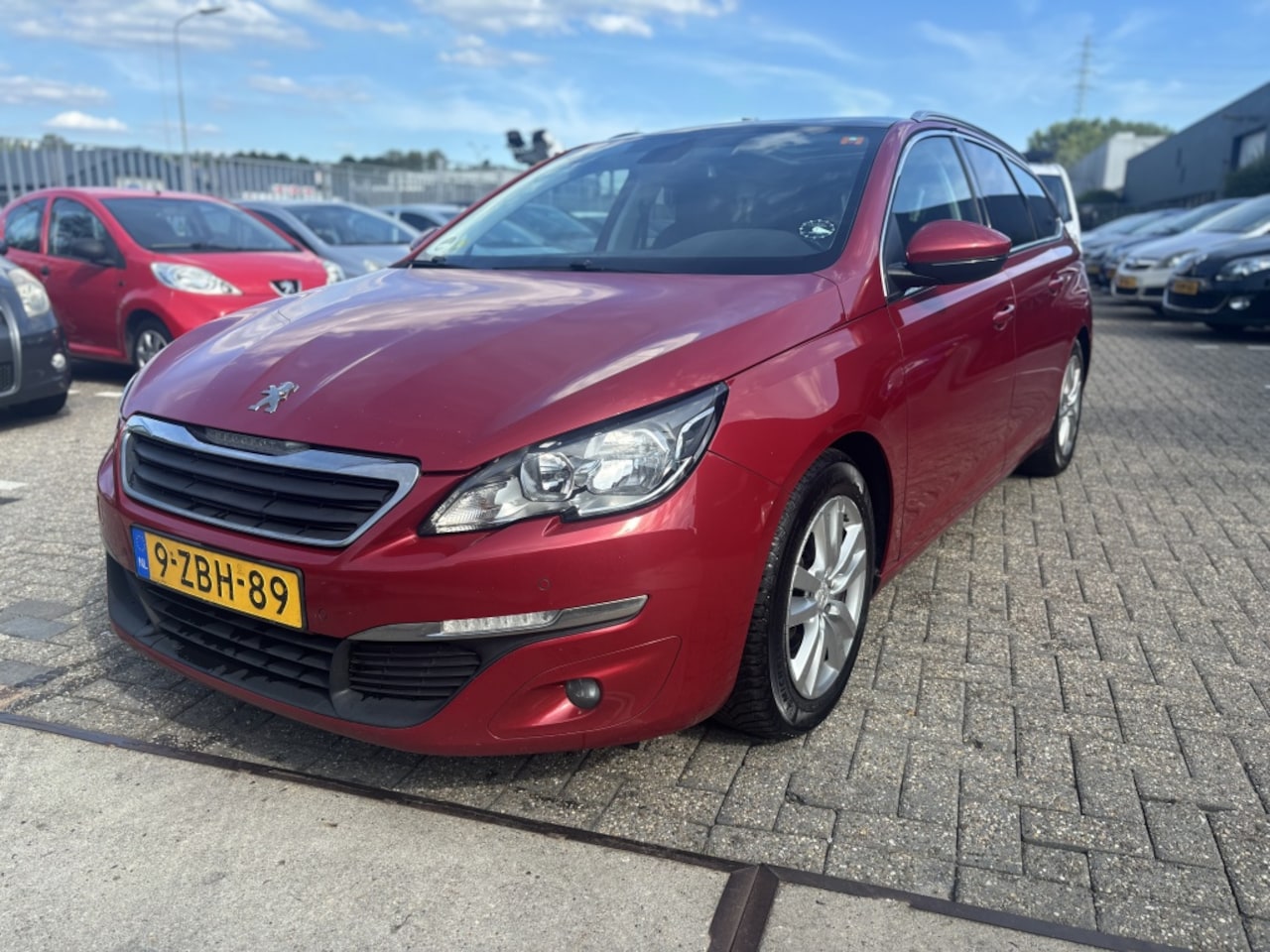 Peugeot 308 SW - 1.6 BlueHDI B. L. Ex CLIMA!PANO! - AutoWereld.nl