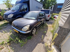 Daihatsu Sirion - 1.0-12V RTi koppeling slipt