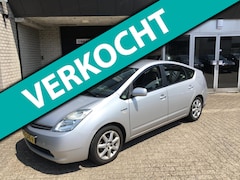 Toyota Prius - 1.5 VVT-i Business Edition / NAVI / DEALER SERVICED / APK JULI 2026 / TREKHAAK