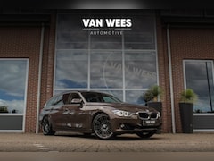 BMW 3-serie Touring - 328i F31 Upgrade Edition | 245 pk | Automaat | NL auto | 19 inch | Leer | Navi | Trekhaak
