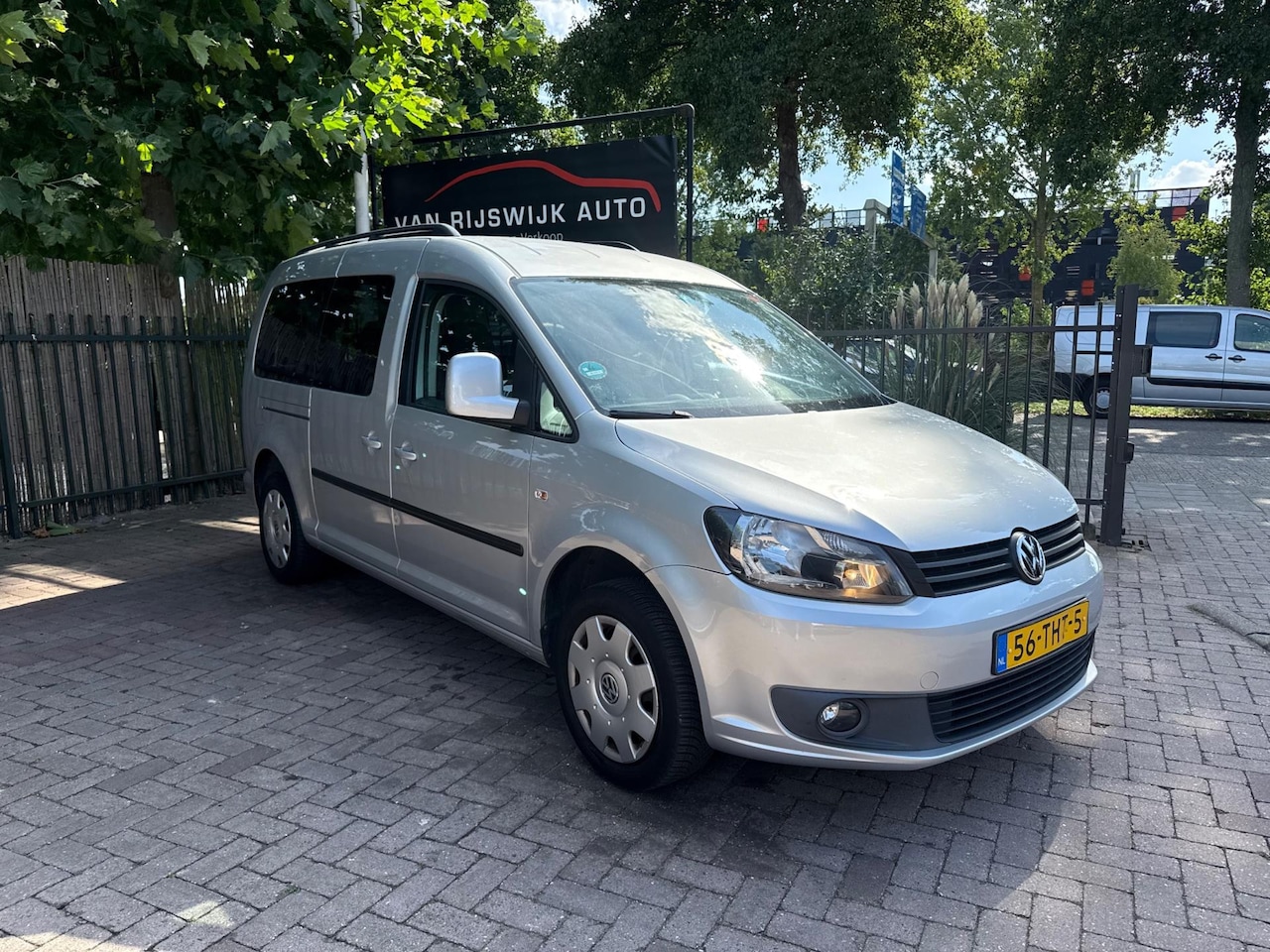 Volkswagen Caddy Maxi - 1.2 TSI Trendline 5Pers Airco Cruise-con Dubb Schuifd - AutoWereld.nl