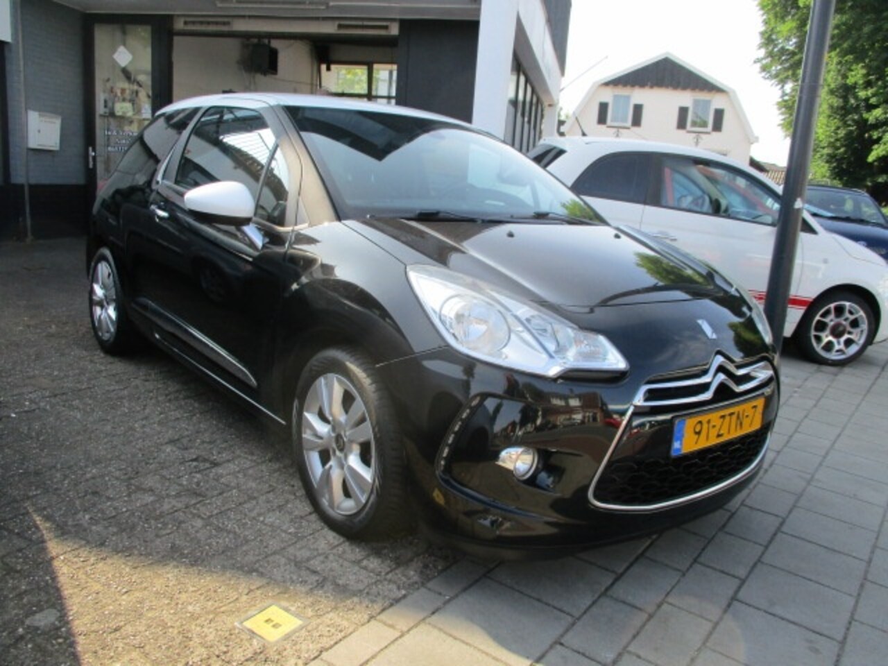 Citroën DS3 - 1.2 VTi Business 1.2 VTi Business - AutoWereld.nl