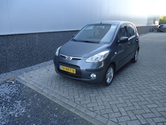 Hyundai i10 - 1.1I 5DR Orange Babies