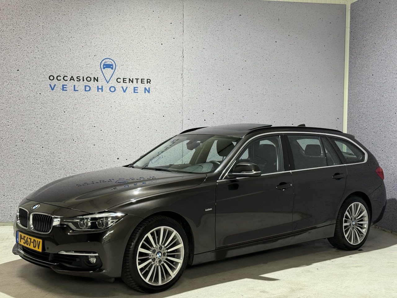 BMW 3-serie Touring - 320i Edition Luxury Line Purity High Executive // AUTOMAAT // DAKRAAM // LEDER // LED - AutoWereld.nl
