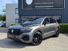 Volkswagen Touareg - 3.0 TSI 340pk 4Motion DSG / Aut. R-Line Blackstyle Comfortleder Luchtvering 4wiel besturin