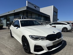 BMW 3-serie - 330i M sport Schuifdak | Laser | HUD | Harman Kardon | Keyless