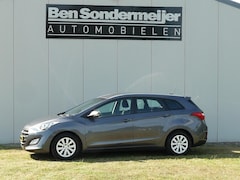 Hyundai i30 - M61AZ1
