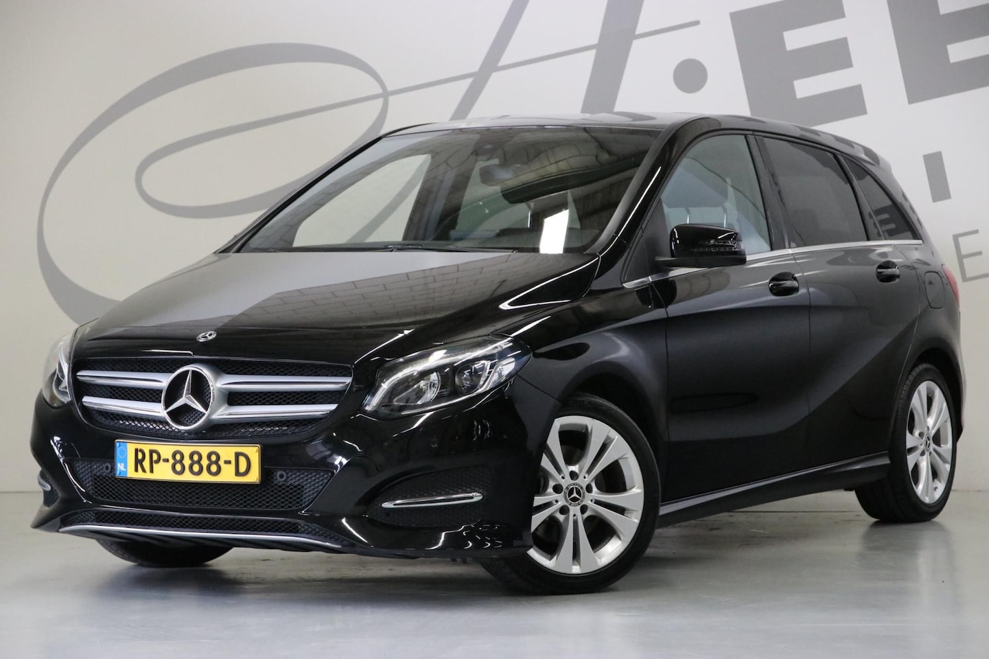 Mercedes-Benz B-klasse - 180 NAP/Origineel NL - AutoWereld.nl