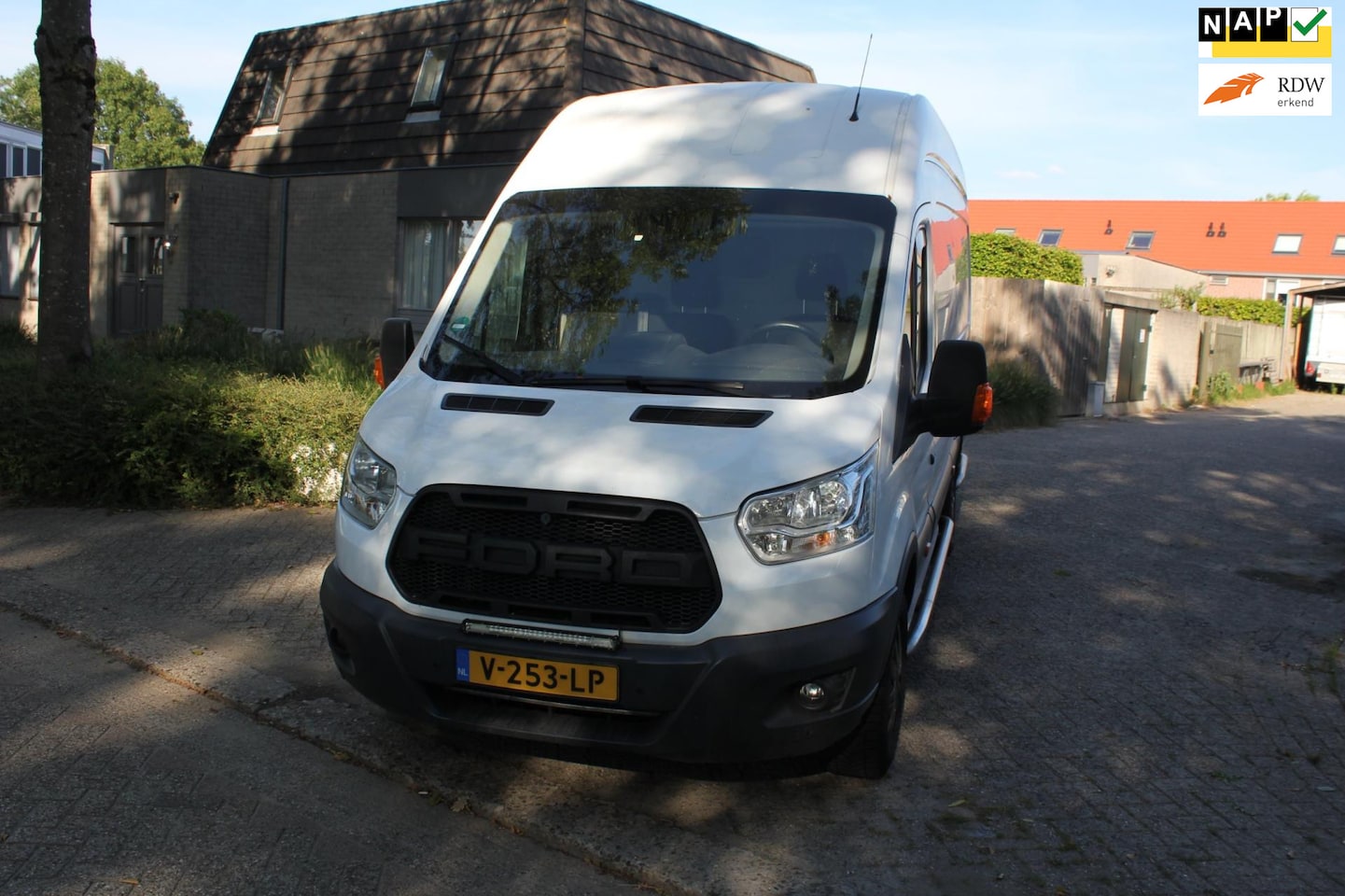 Ford Transit - 350 2.0 TDCI L4H3 Trend 350 2.0 TDCI L4H3 Trend - AutoWereld.nl