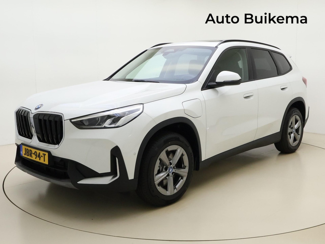 BMW X1 - xDrive25e NIEUW! -Pano Dak -Massagestoelen -HiFi Harman/Kardon -Stoelen Elektr. Memory -Dr - AutoWereld.nl
