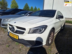 Mercedes-Benz CLA-Klasse - 180 Edition 1 (oliepomp defect)