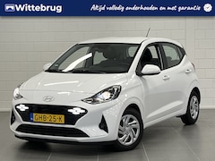 Hyundai i10 - 1.0 Premium NAVIGATIE | CLIMATE CONTROL | PARKEERCAMERA + SENSOREN | ZEER COMPLEET