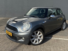 MINI Cooper S - 1.6 All season / Airco / Stoelverw. / 174PK