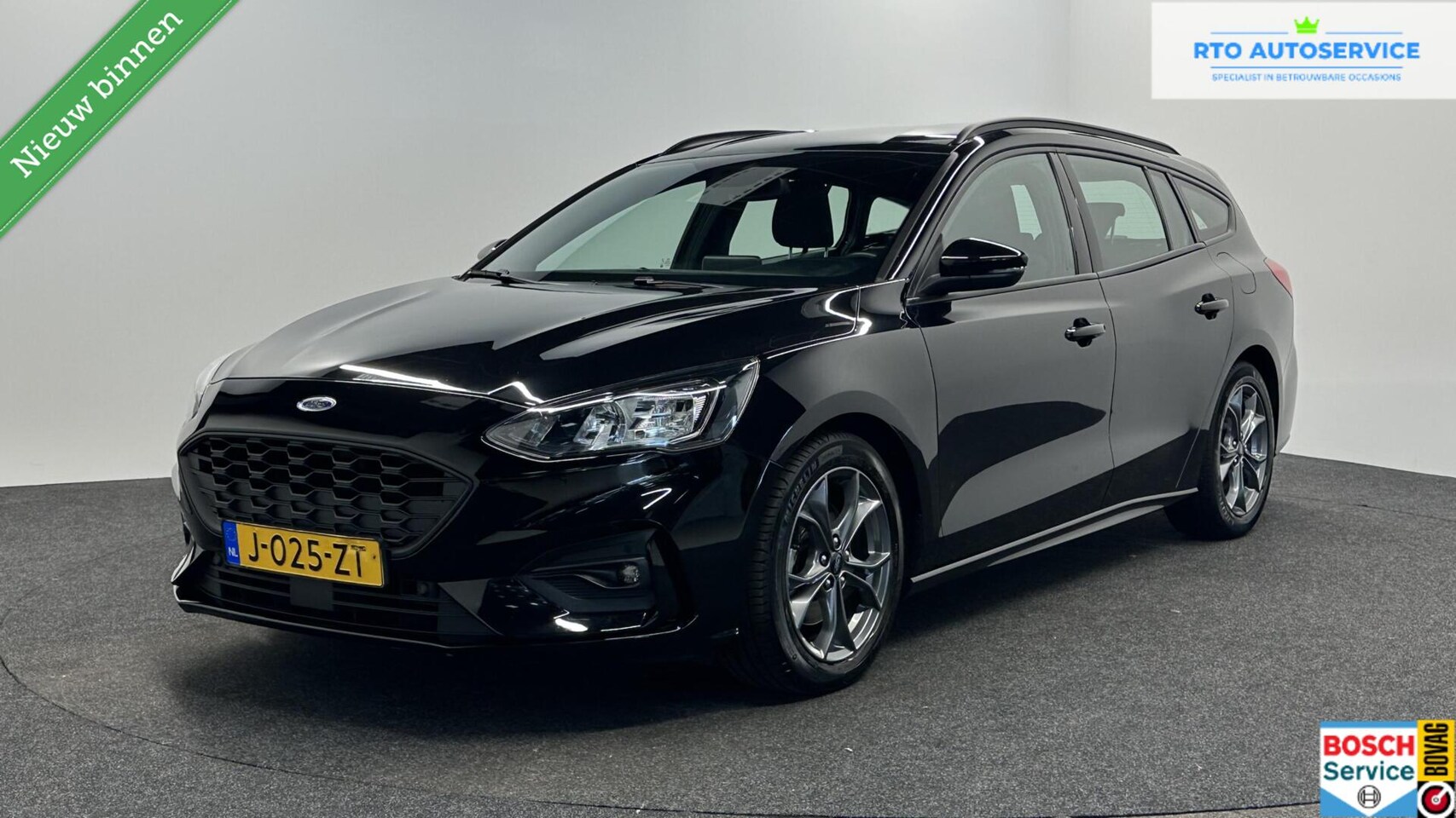 Ford Focus Wagon - 1.0 EcoBoost ST Line X Business CARPLAY - AutoWereld.nl
