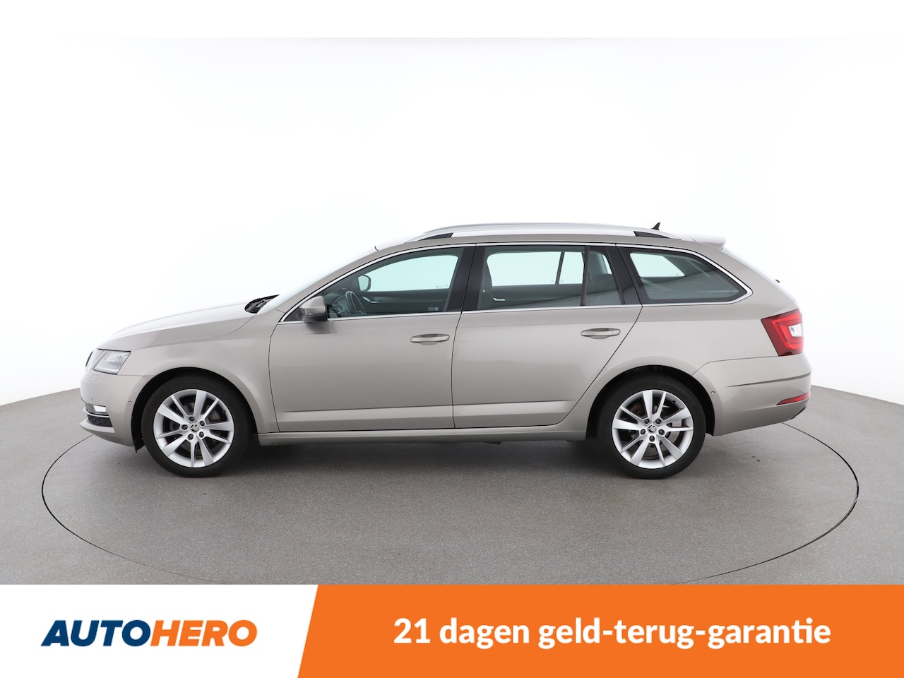 Skoda Octavia Combi - 1.0 TSI Greentech Style Business XJ92715 - AutoWereld.nl