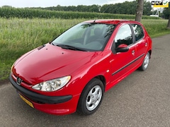 Peugeot 206 - 1.4 One-line APK 7-2026/ 5deurs/Lichtmetaal