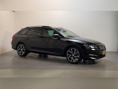 Skoda Superb Combi - 1.4 TSI iV Sportline Plus Panoramadak Alcantara Stoelverwarming DAB+