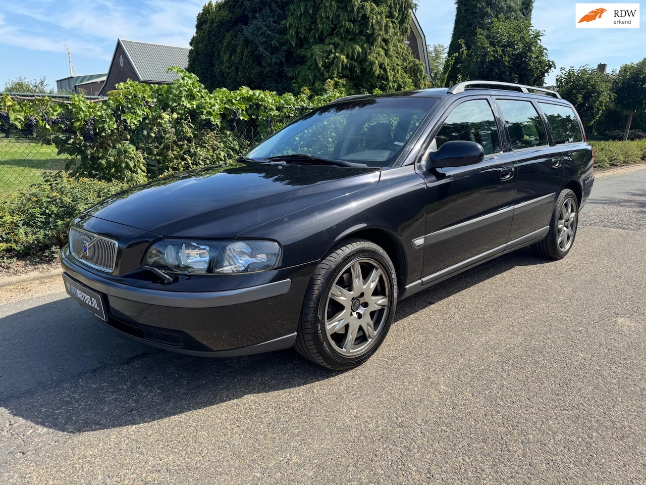 Volvo V70 - 2.4 AIRCO / LEER / LM VELGEN / TREKHAAK - AutoWereld.nl