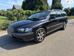 Volvo V70 - 2.4 AIRCO / LEER / LM VELGEN / TREKHAAK