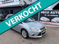 Ford Focus Wagon - 1.0 EcoBoost Trend * koppaking lek
