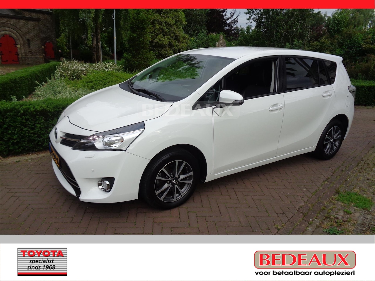 Toyota Verso - 1.8 VVT-i 147pk (5P) Dynamic Business Edition bij Toyota specialist sinds 1968 , levering - AutoWereld.nl