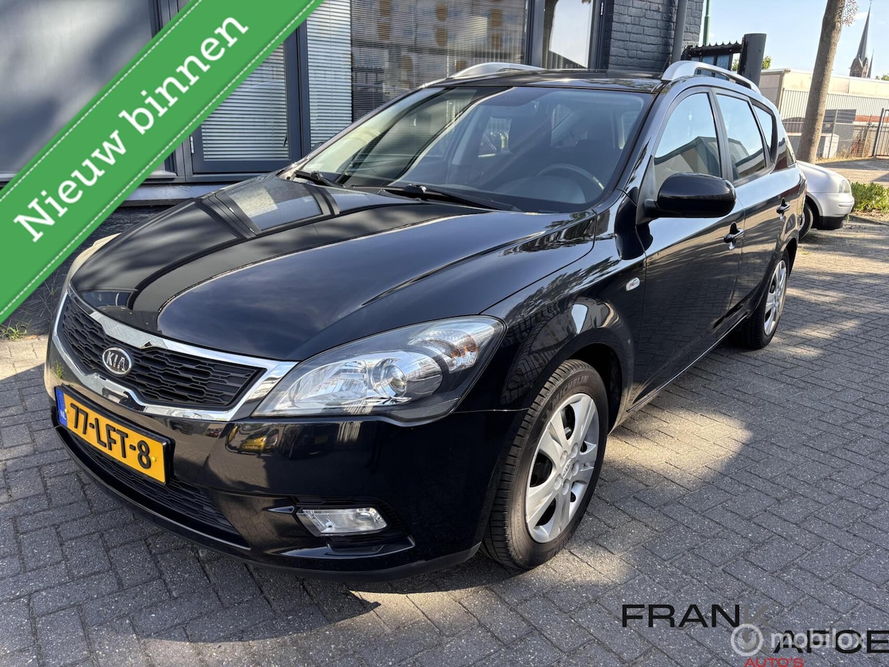 Kia Cee'd Sporty Wagon - 1.6i Automaat ECC Navi Bl.tooth Trekhaak - AutoWereld.nl