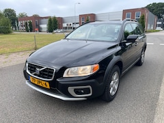 Volvo XC70 - 3.2 Summum Yountimer XC70 / Top !