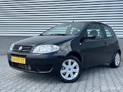 Fiat Punto - 1.4-16V Young lage km stand