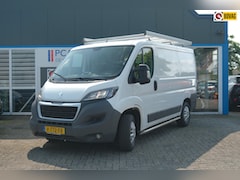 Peugeot Boxer - 330 2.0 BlueHDI L1H1 Premium Pack
