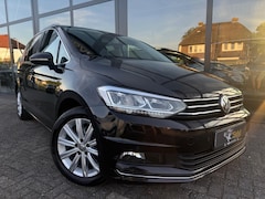 Volkswagen Touran - 1.8 TSI Highline Edition R 7p