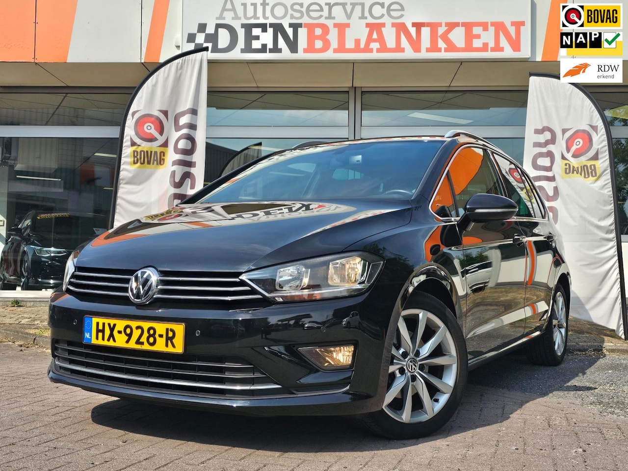 Volkswagen Golf Sportsvan - 1.4 TSI Bns Edition BJ.2016 / Navi / Leer / Clima / Camera / 17"Lmv / Trekhaak !! - AutoWereld.nl