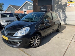 Renault Clio - 1.2-16V Special Line NEW APK - AIRCO - ELECT PAKKET - CENTRL. DEUREN - 1 SLEUTEL -ZUINIG