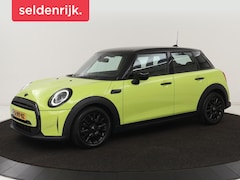MINI Cooper - 1.5 Camden Go Edition | Stoelverwarming | Camera | Carplay | Full LED | Climate control |