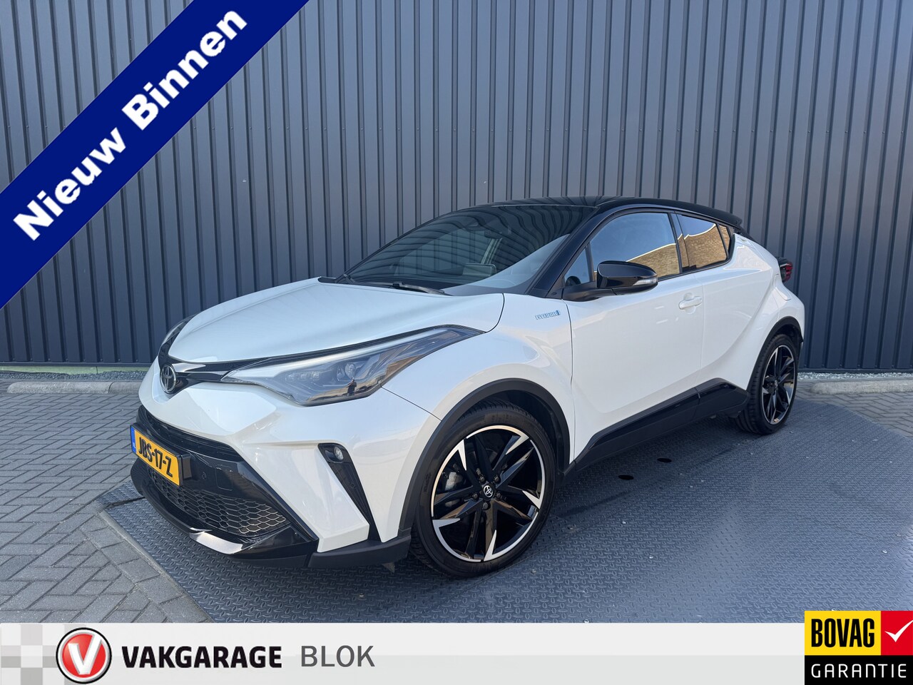 Toyota C-HR - 1.8 Hybrid GR-Sport / bi tone | LED | Apple Carplay/Android Auto | 10 jr GARANTIE | Rijkla - AutoWereld.nl