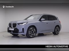 BMW X3 - 30e xDrive M-Sport | Trekhaak | Panorama | 21" | Elek. verst. stoelen