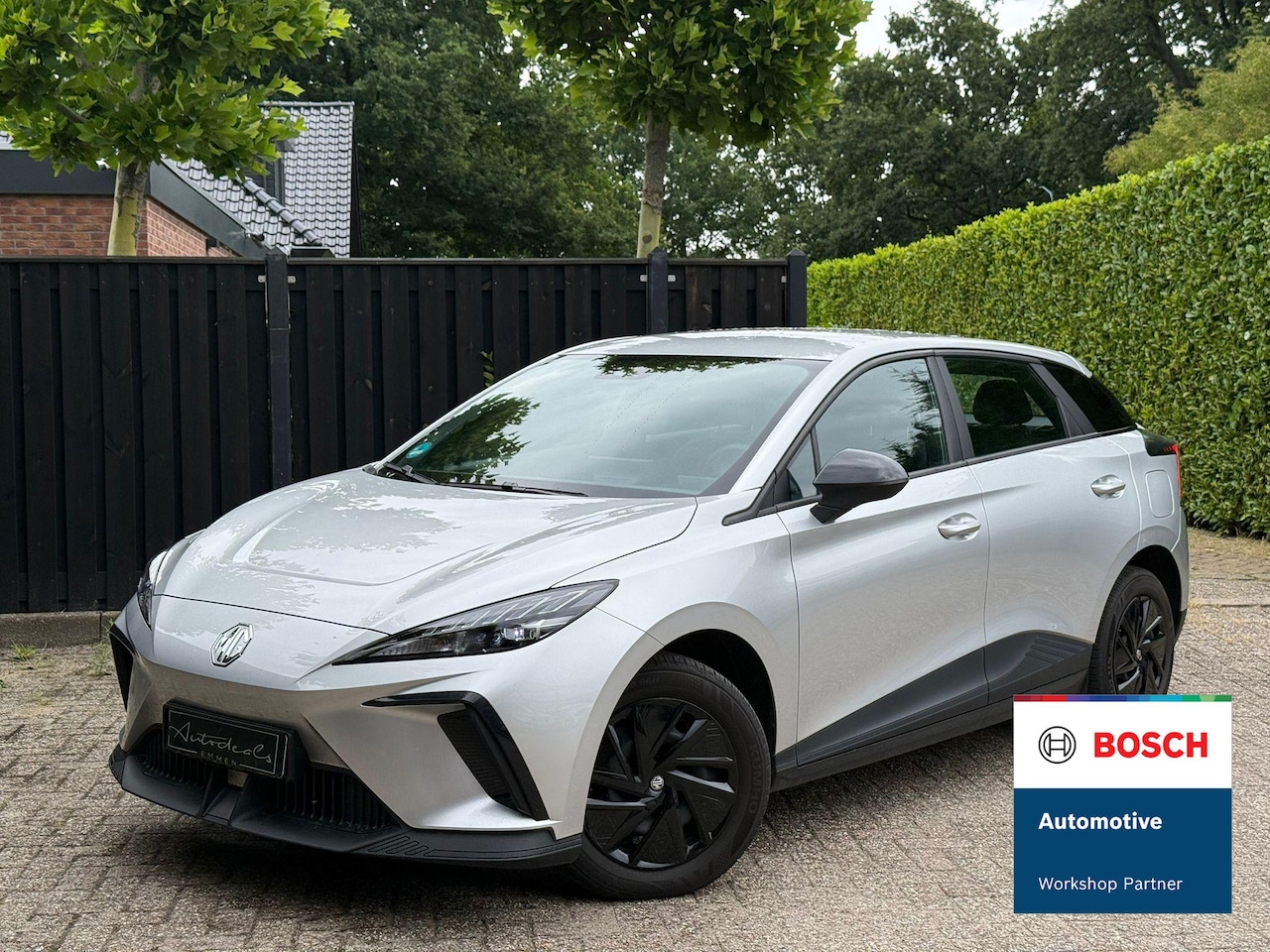 MG MG4 Electric - Standard 51 kWh - AutoWereld.nl