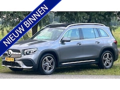 Mercedes-Benz GLB - 200 BUSINESS SOLUTION AMG 1E EIGENAAR, 24.000KM NAVIGATIE PREMIUM, STOELVERWARMING, AMBIËN