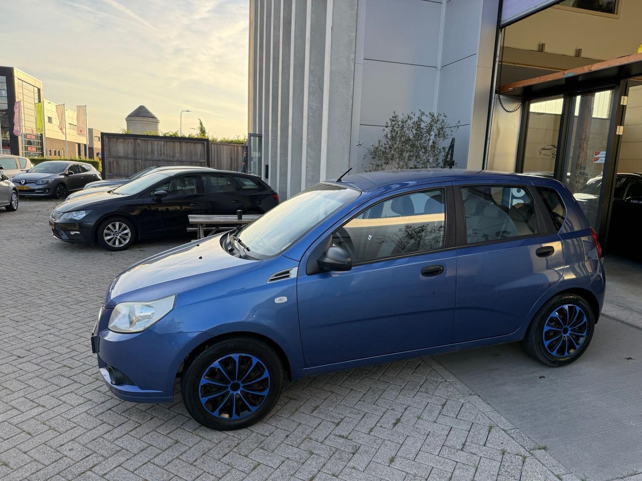 Chevrolet Aveo - 1.2 16V L RIJDT EN SCHAKELT GOED! INRUIL MOGELIJK! - AutoWereld.nl