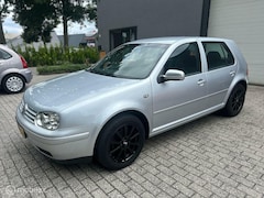Volkswagen Golf - 1.6-16V FSI Ocean