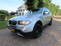 BMW X3 - 2.5si Business Line Automaat Ecc Cruisecontrol Navigatie Lm Velgen Trekhaak