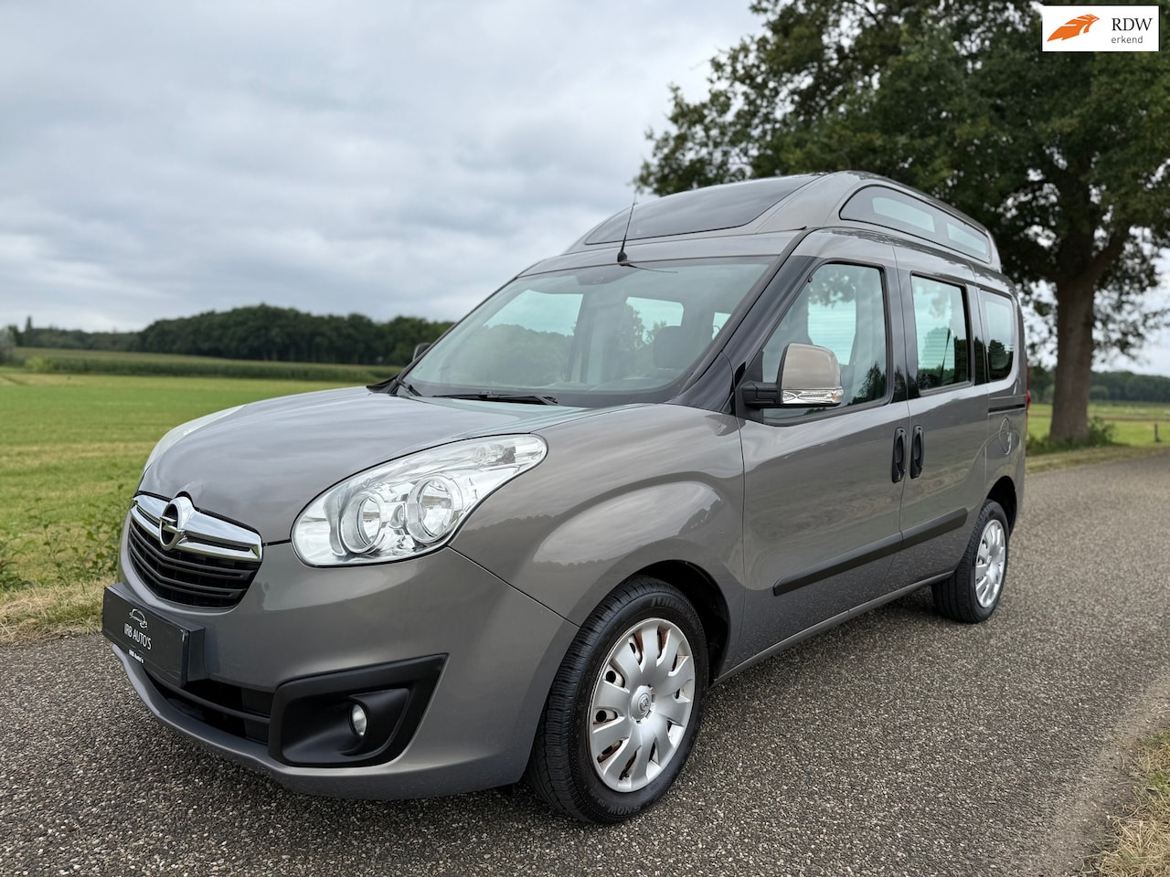 Opel Combo Tour - 1.4 ecoFLEX Rolstoelauto / VERHOOGD / AIRCO / NIEUWE APK - AutoWereld.nl