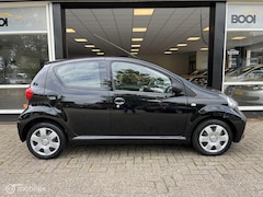 Toyota Aygo - 1.0-12V