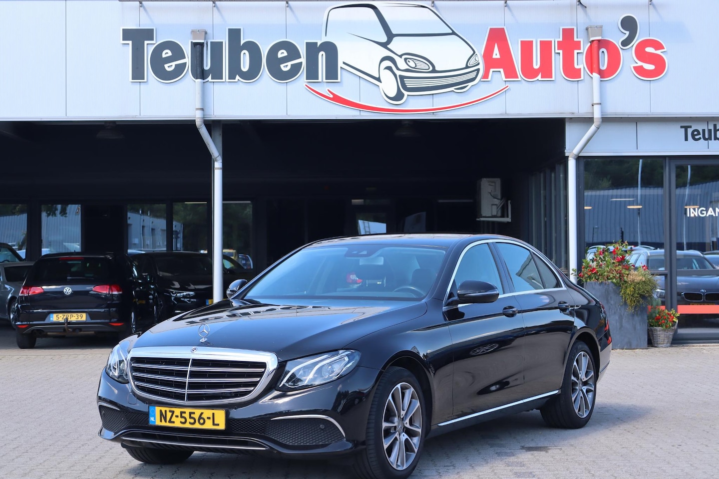 Mercedes-Benz E-klasse - 220 d Ambition Cruise control, Trekhaak, Climate control - AutoWereld.nl