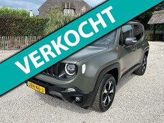 Jeep Renegade - 4xe 240 Plug-in Hybrid Electric Trailhawk Leder, navi