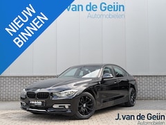 BMW 3-serie - 316i Business | NL auto | Sportstoelen | Automaat | Navigatie| 17"