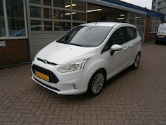 Ford B-Max - 1.0-125pk EcoB. Titanium Navigatie, Camera, Pdc etc