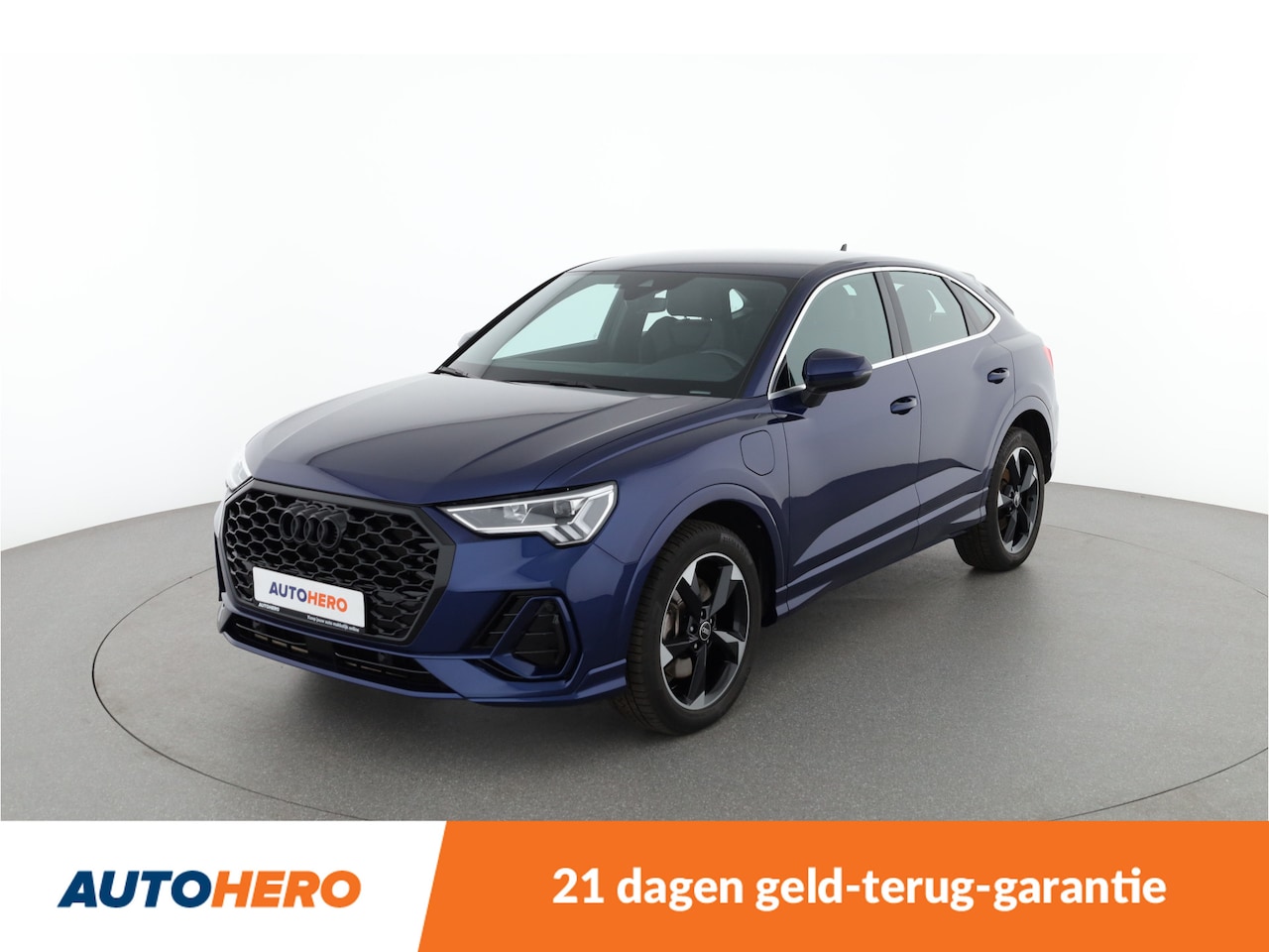 Audi Q3 Sportback - 45 TFSI e Business Edition | LR18117 | - AutoWereld.nl