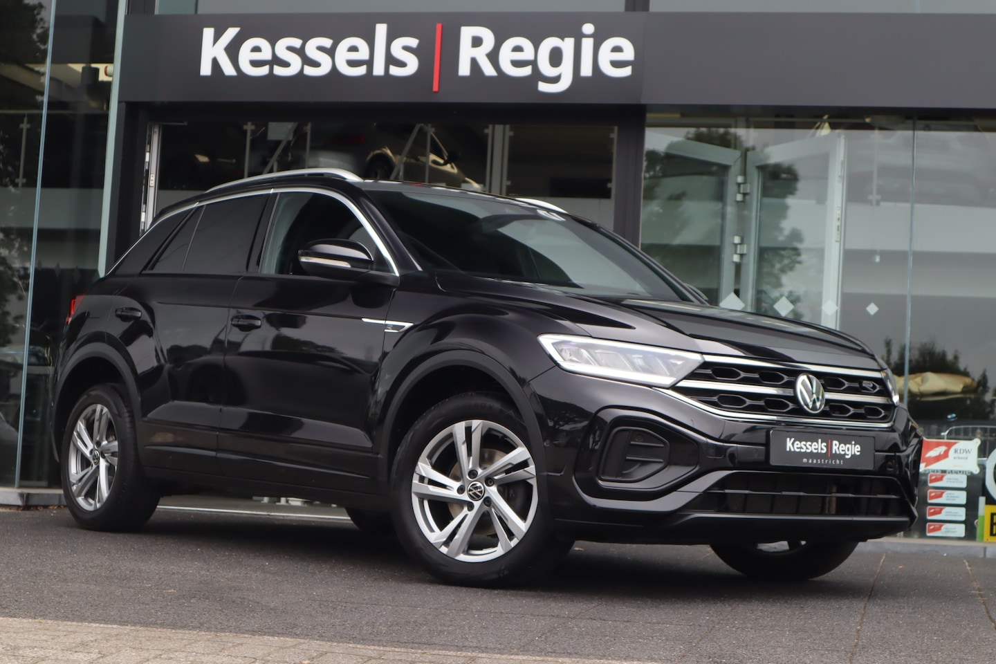 Volkswagen T-Roc - 1.5 TSI R-Line Led Navi Camera ACC Virtual - AutoWereld.nl