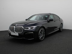 BMW 7-serie - Sedan 745e High Executive | M Sportpakket | Comfort Access | Soft Close | Schuifdak | Driv