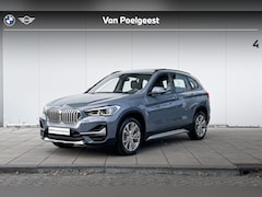 BMW X1 - sDrive20i High Executive X-Line Glazen Schuifdak / Stoelverwarming / Comfort Acces / Afnee